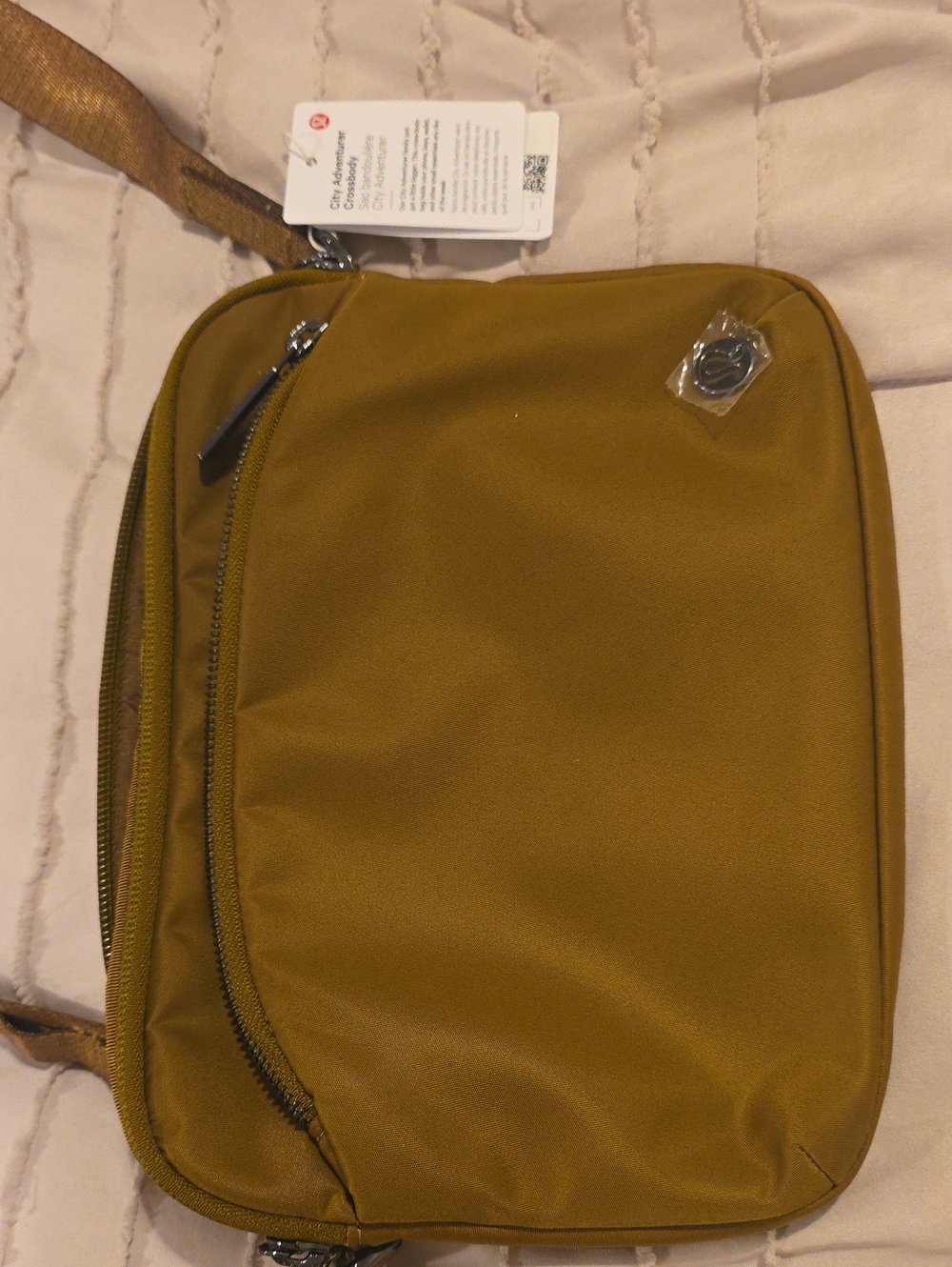 City Adventurer Crossbody Bag in Mustard